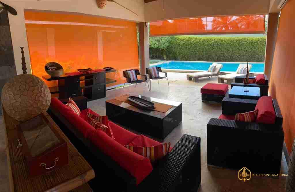 Spacious and Beautiful 3BR Villa on the market Punta Cana, Pool.