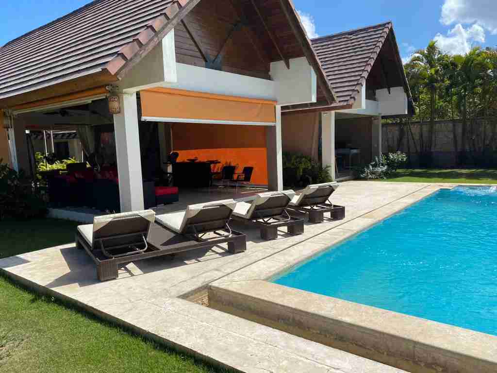 Spacious and Beautiful 3BR Villa for sale Punta Cana Pool. 9