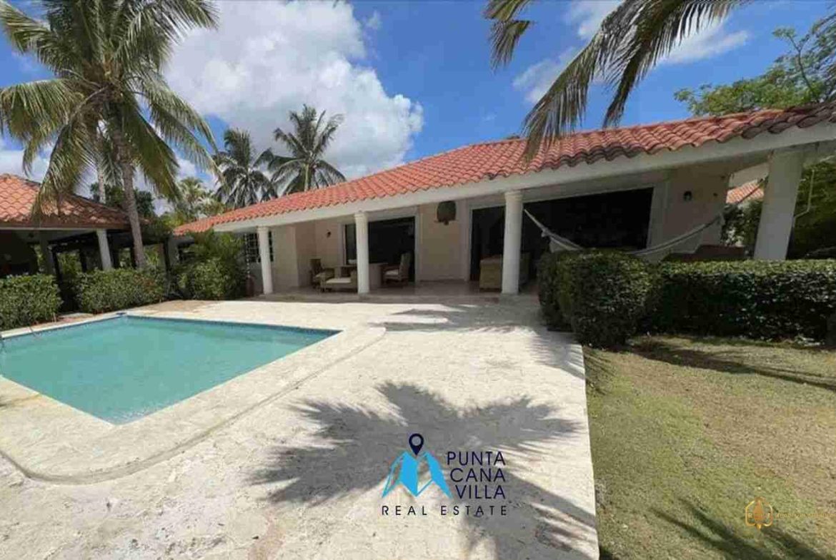 Residencial palmas real villas in cocotal Villa for sale pool view.jpg