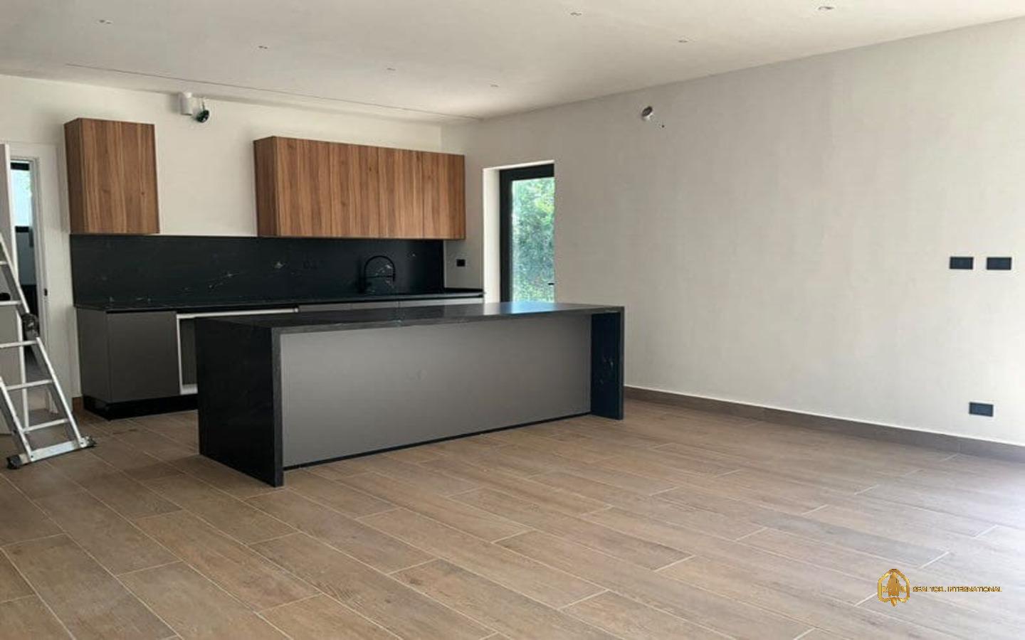 Cap cana condos for sale in Ciudad Las Canas five bedroom villa with covered terrace () Cap cana condos for sale in Ciudad Las Canas five bedroom villa with covered terrace ()