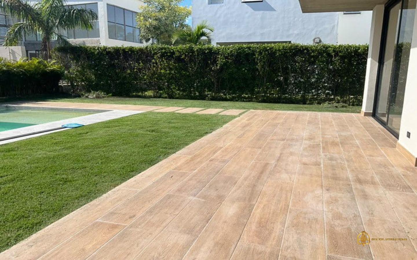 Cap cana condos for sale in Ciudad Las Canas five bedroom villa with covered terrace () Cap cana condos for sale in Ciudad Las Canas five bedroom villa with covered terrace ()