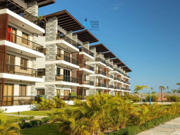 Velero at Punta Cana condos for sale, four bedroom condo in Bavaro with water park