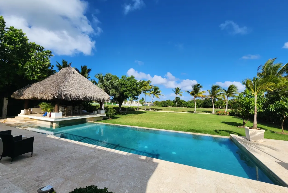 ID , Tortuga, Eight Bedroom Villa For Sale in Punta Cana Resort and Club ()