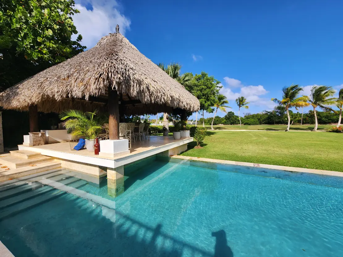 ID , Tortuga, Eight Bedroom Villa For Sale in Punta Cana Resort and Club ()