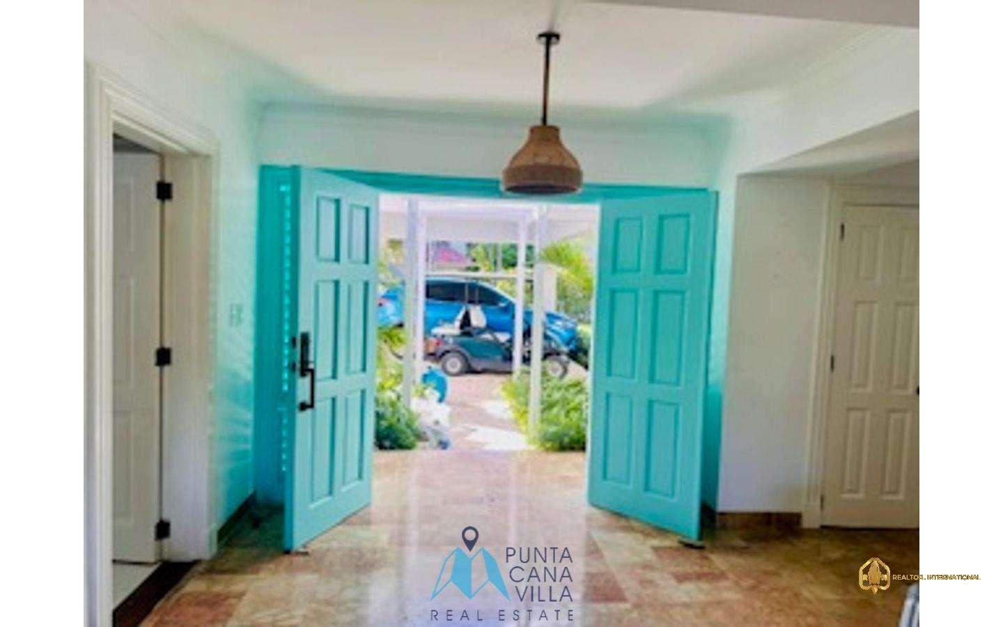 Tortuga Bay Four bedroom villa for sale in Punta Cana