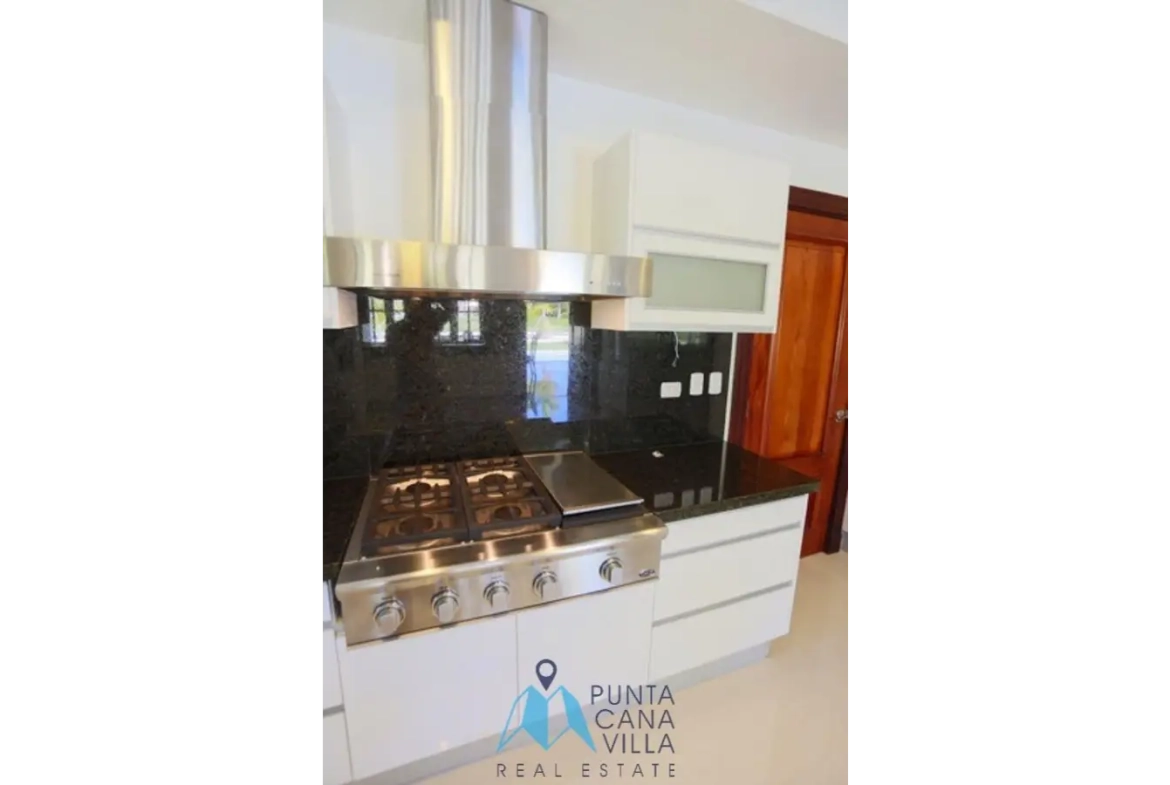 Punta Cana Four bedroom furnished villa for sale in Tortuga By