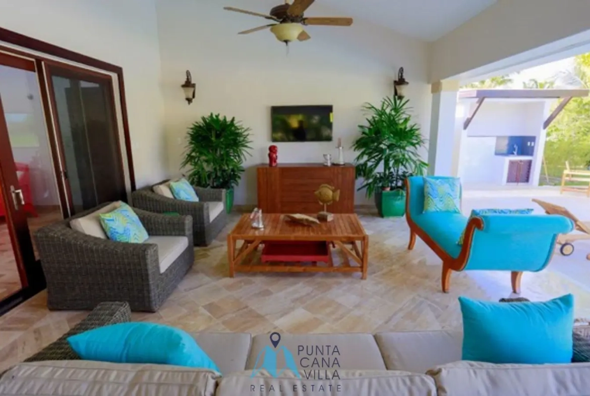 Punta Cana Four bedroom furnished villa for sale in Tortuga By