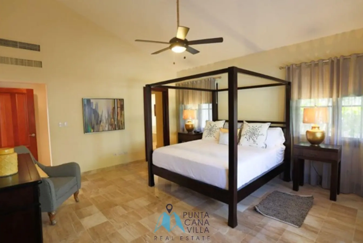 Punta Cana Four bedroom furnished villa for sale in Tortuga By