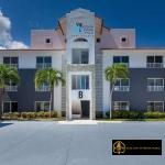 Punta Cana, One-bedroom apartment for sale with views of the pool