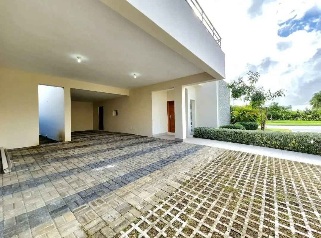 ID San Juan Lakes. Three Bedroom Villa For Sale In Punta Cana