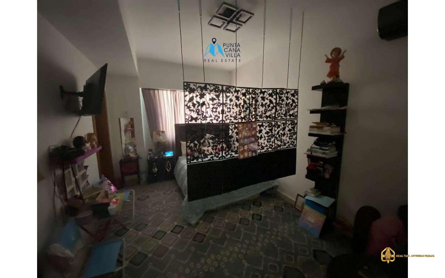 Three bedroom furnished penthouse for sale in Punta Cana Village Three bedroom furnished penthouse for sale in Punta Cana Village