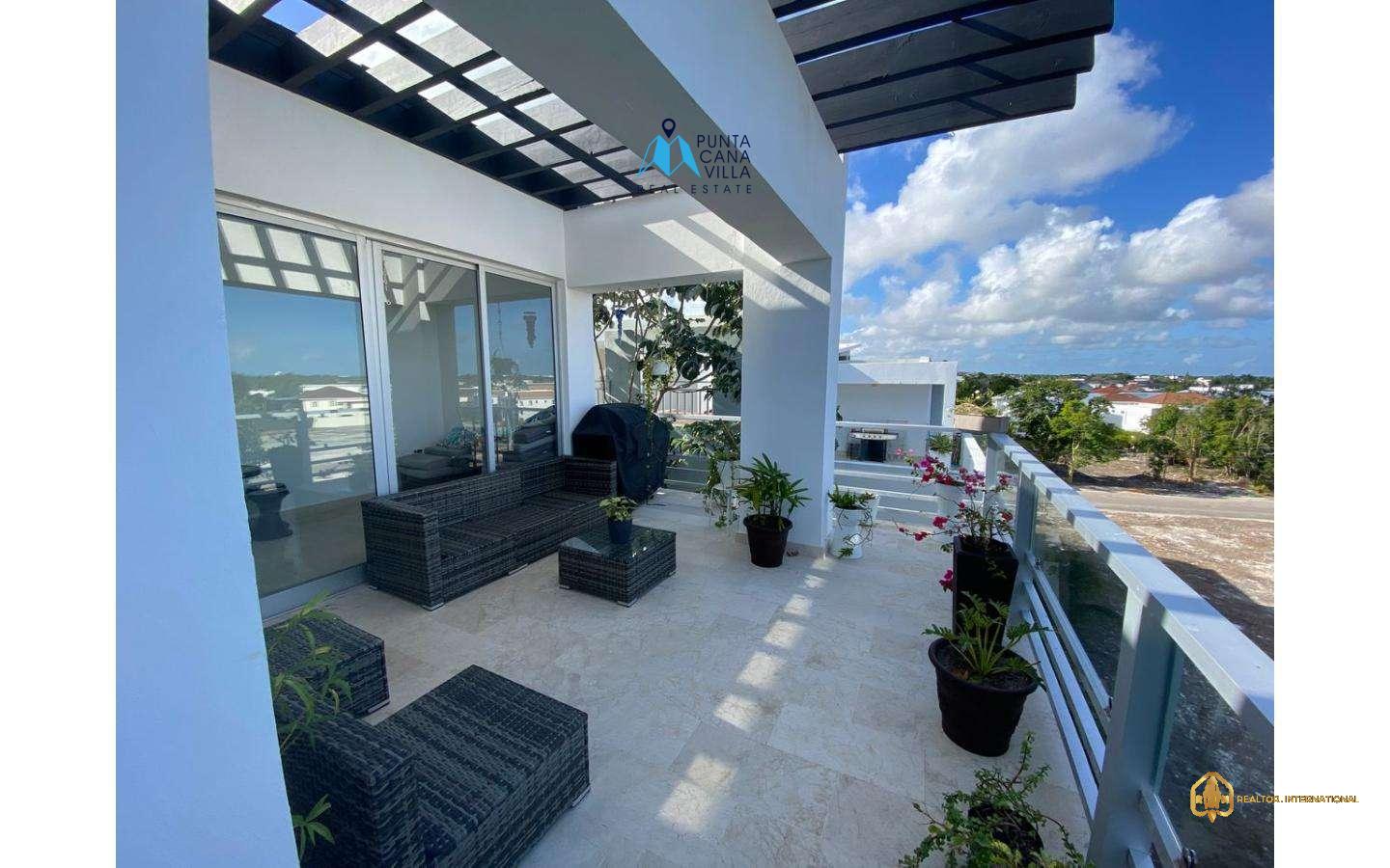 Three bedroom furnished penthouse for sale in Punta Cana Village