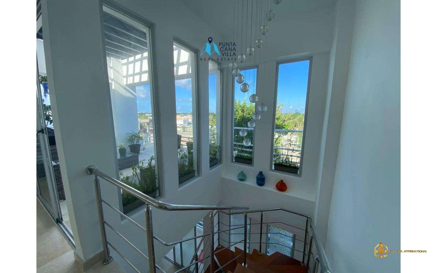 Three bedroom furnished penthouse for sale in Punta Cana Village Three bedroom furnished penthouse for sale in Punta Cana Village