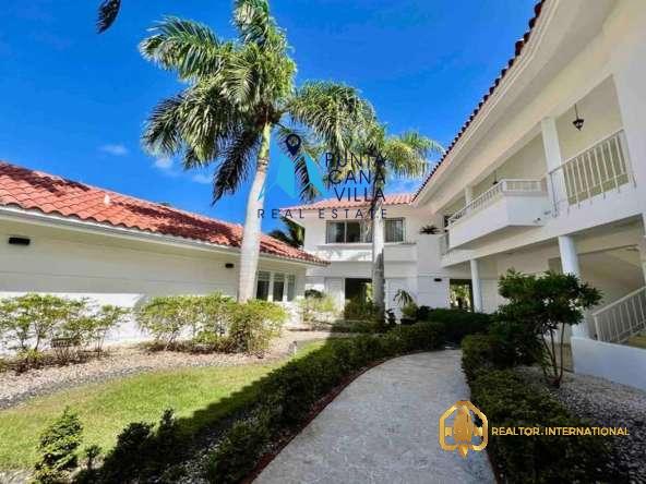 Cocotal Villa for Sale Fully Furnished Bedroom Home in Bavaro ()
