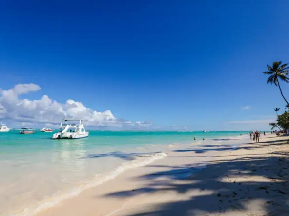 ID Beachfront Two Bedroom Condo for Sale in Playa Turquesa, Punta Cana ()