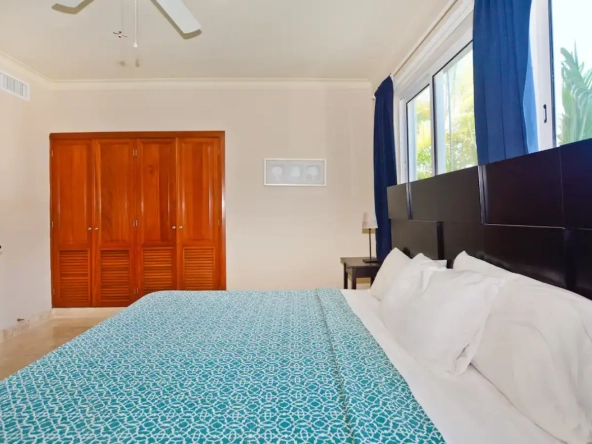 ID Beachfront Two Bedroom Condo for Sale in Playa Turquesa, Punta Cana ()