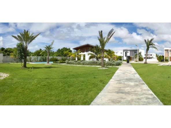 ID Elegant Two Bedroom Villa with Private Garden for Sale in Bávaro, Punta Cana ()