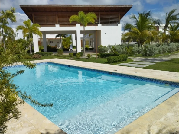 ID Elegant Two Bedroom Villa with Private Garden for Sale in Bávaro, Punta Cana ()