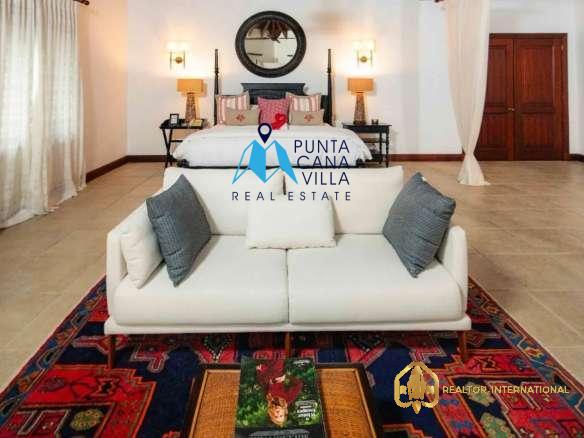 Five Bedroom Villa for Sale in Arrecife, Puntacana Resort & Club ()