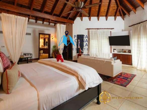 Five Bedroom Villa for Sale in Arrecife, Puntacana Resort & Club ()