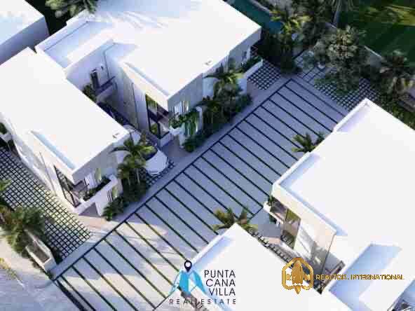 ID , Elegant Two Bedroom Villa with BBQ Area for Sale in Brisas de Punta Cana, Bávaro ()
