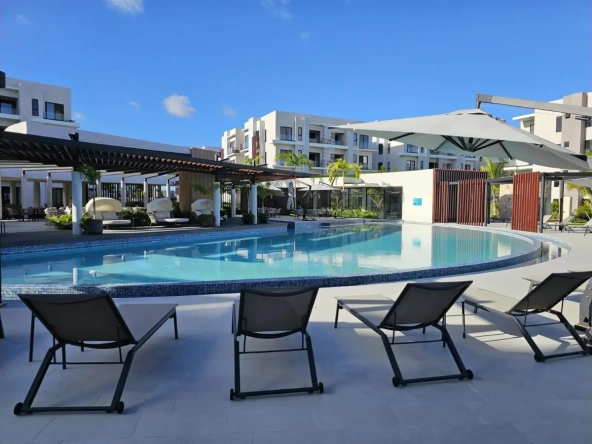 ID Charming Three Bedroom Apartment for Sale in Panorama Lake, Vista Cana – Punta Cana ()