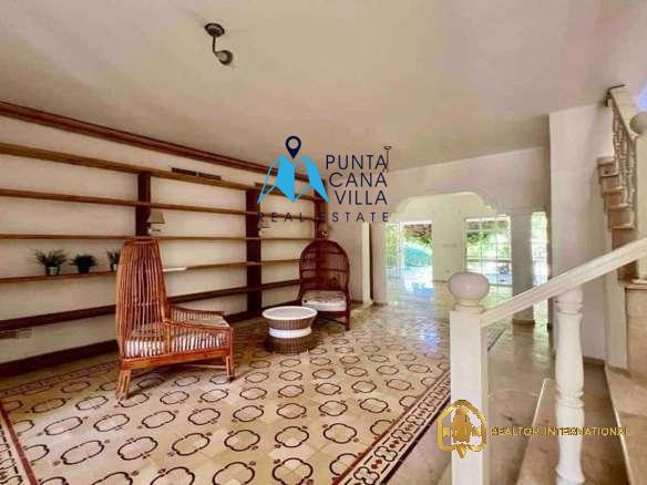 Punta Cana Real Estate Cocotal Bed Duplex Villa + Maid's Room ()