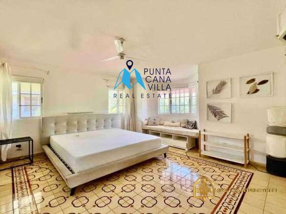Punta Cana Real Estate Cocotal Bed Duplex Villa + Maid's Room ()