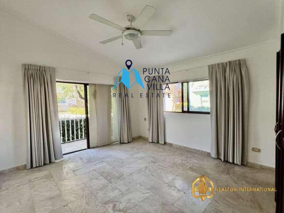 Punta Cana Golf Course Villa for Sale – Cocotal BR ()