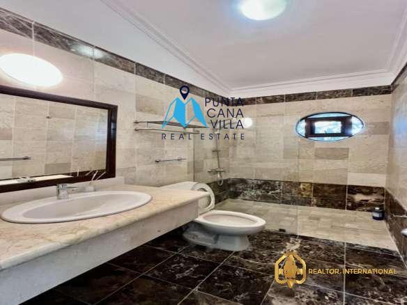 Punta Cana Golf Course Villa for Sale – Cocotal BR ()