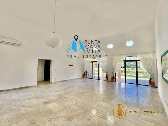 Punta Cana Golf Course Villa for Sale – Cocotal BR ()
