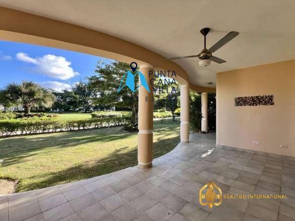 Punta Cana Golf Course Villa for Sale – Cocotal BR ()