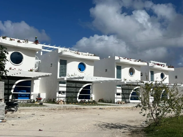 Drake Plus: Three-Bedroom Individual Villas for Sale in Punta Cana