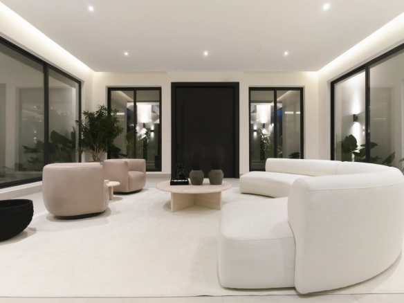 ID Exclusive BR Golf Front Villa for Sale in Punta Cana Resort and Club ()