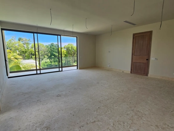 ID Majestic Bedroom Golf Villa in Hacienda – Private Interior Garden and Elite Views ()