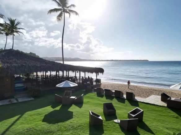 ID Exclusive Oceanfront Opportunity Build Your Dream on the Sands of Playa El Limon ()