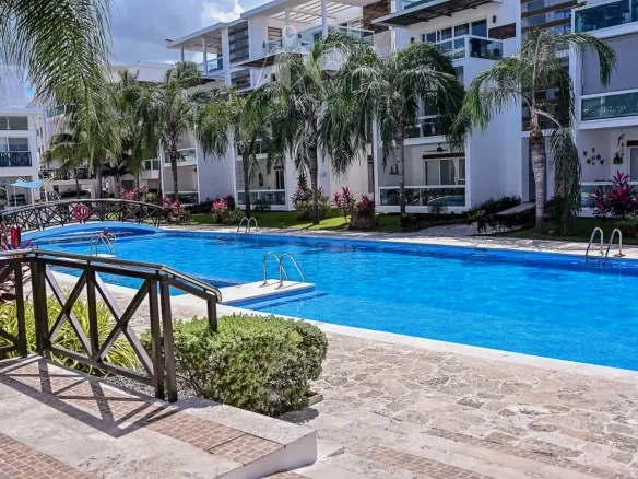 ID Stylish Bedroom Ground Level Condo for Sale at Costa Hermosa, El Cortecito – Punta Cana ()