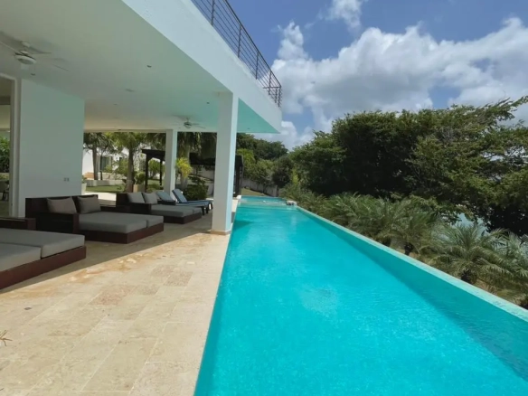 Discover Your Private Six-Bedroom Sanctuary at Villa Noah, El Limón Beach